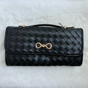 A NEW DAY NWT! Vegan Leather Clutch Black‎ Checkered Woven Handle Gold Hardware